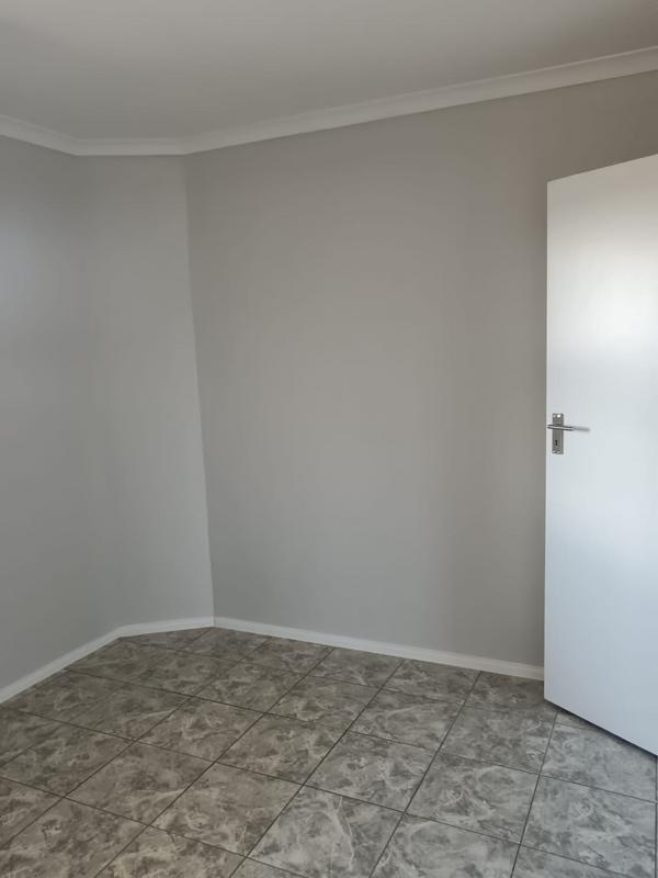 To Let 2 Bedroom Property for Rent in Brackenfell Western Cape